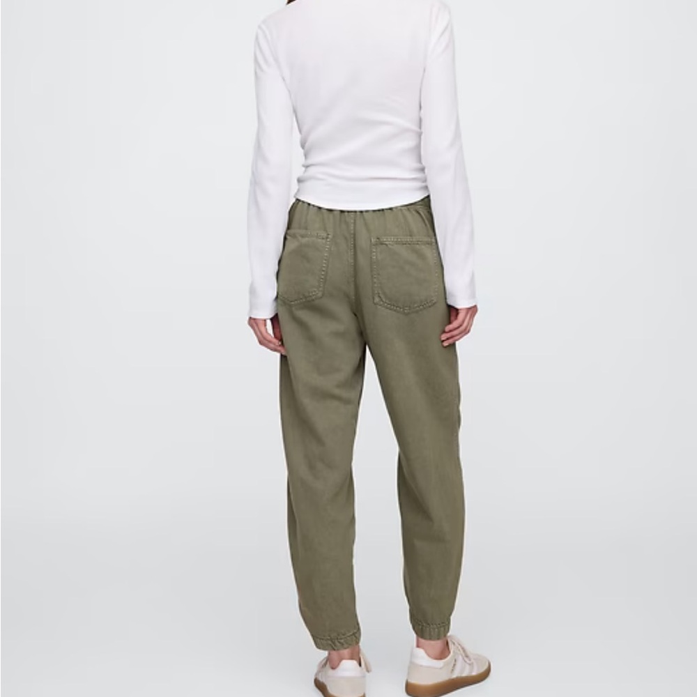 Gap Mid Rise Pull-On Soft Barrel Jeans - Picture 3 of 3